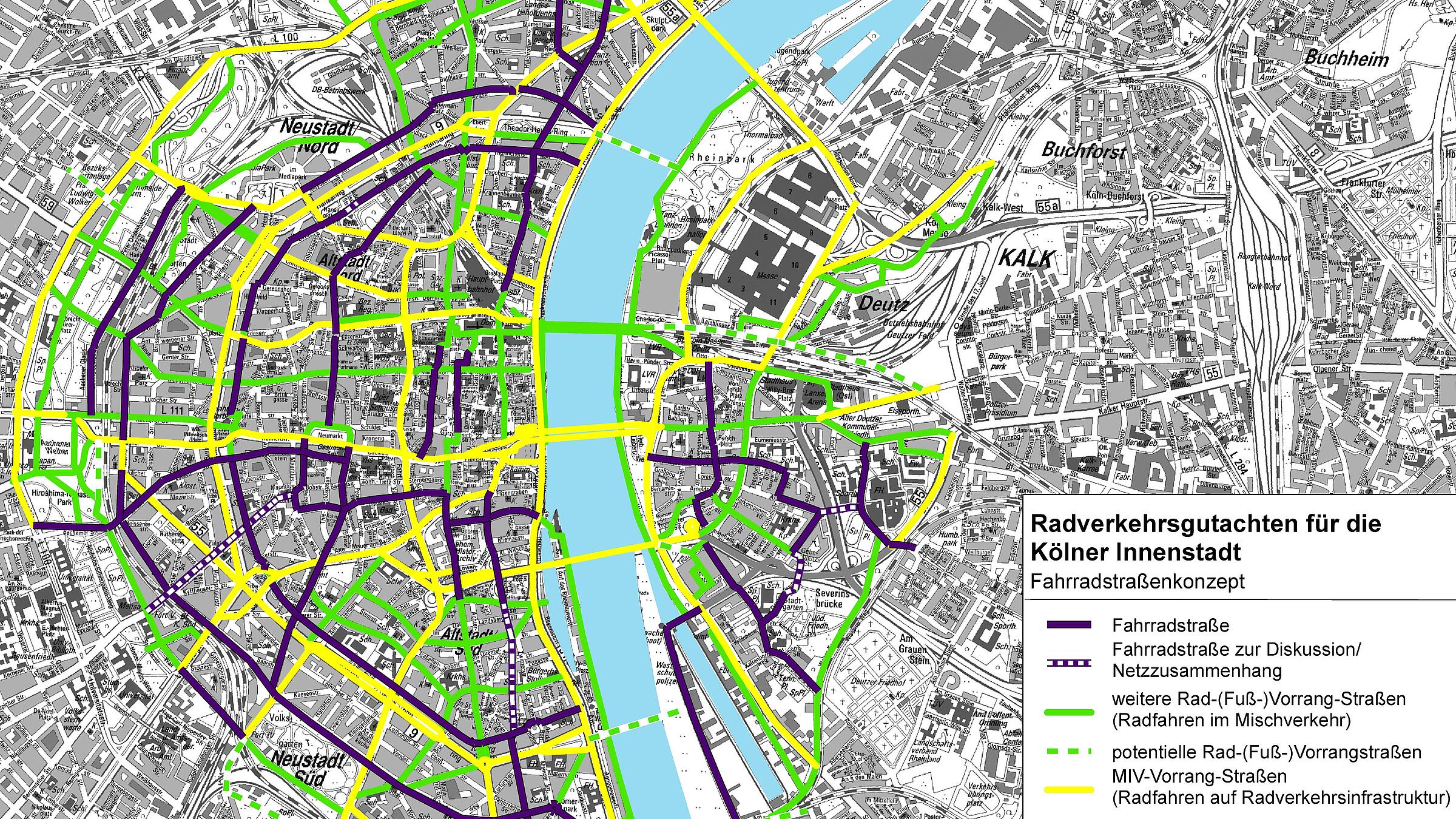 Radverkehrskonzept Innenstadt: Das im Juni 2016 für die Innenstadt beschlossene Netzkonzept für den Radverkehr defi-niert die Ringe als „MIV-Vorrang-Straßen“ (gelb), in denen eine eigene Radverkehrsinfrastruktur zu schaffen ist, während die übri-gen Straßen in der Innenstadt entweder zu Fahrradstraßen (lila) entwickelt werden sollen oder als „Rad-Fuß-Vorrang-Straßen“ (grün) Radfahren im Mischverkehr auf der Fahrbahn – im Normalfall innerhalb von Tempo 30-Zonen – vorsehen. (Bearbeitung: Planungsbüro VIA eG, Köln)